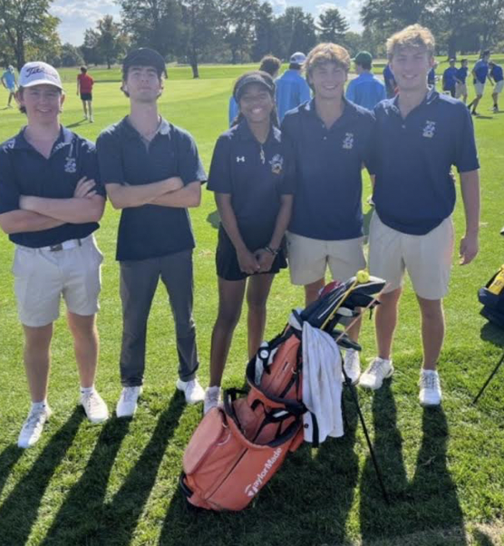 Golf+Tees+Off+at+Districts