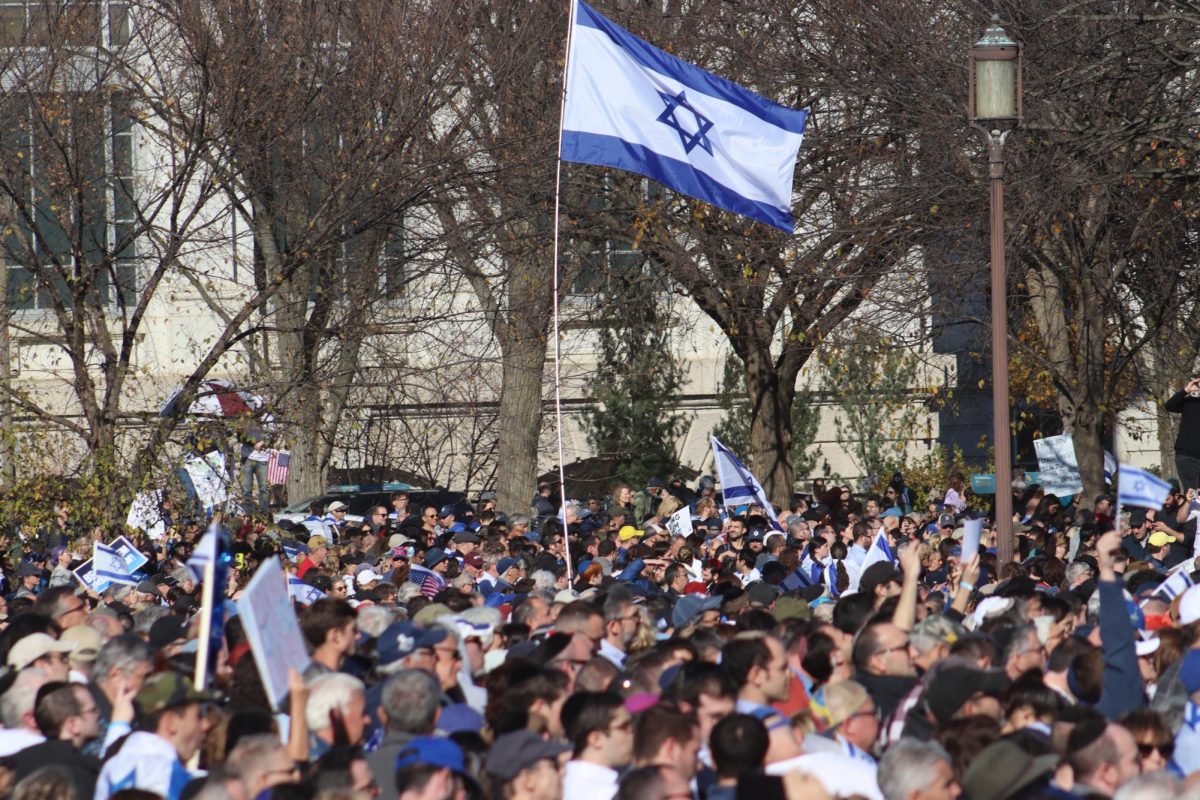 B-CC students rallied to show support for the Israeli people and to call for the release of hostages.