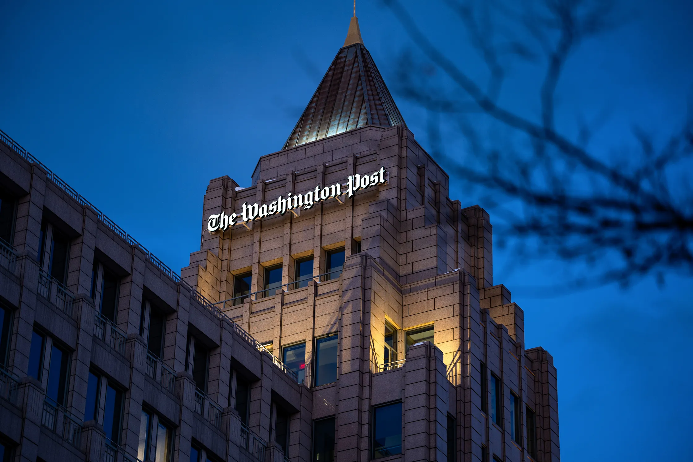 Earlier this year, under Jeff Bezos’s orders, The Washington Post cut around 300 employees, eliminating a large portion of its newsroom staff. (Photograph by Kent Nishimura / Bloomberg via Getty Images)